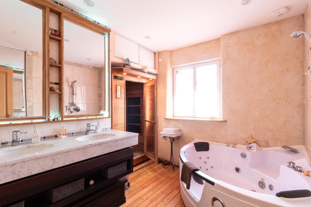 Ferienhaus La Decouverte, Jacuzzi, Sauna, Et Terrasse Avec Vue Sur A La Campagne Entre Toulouse Et Auch Catonvielle