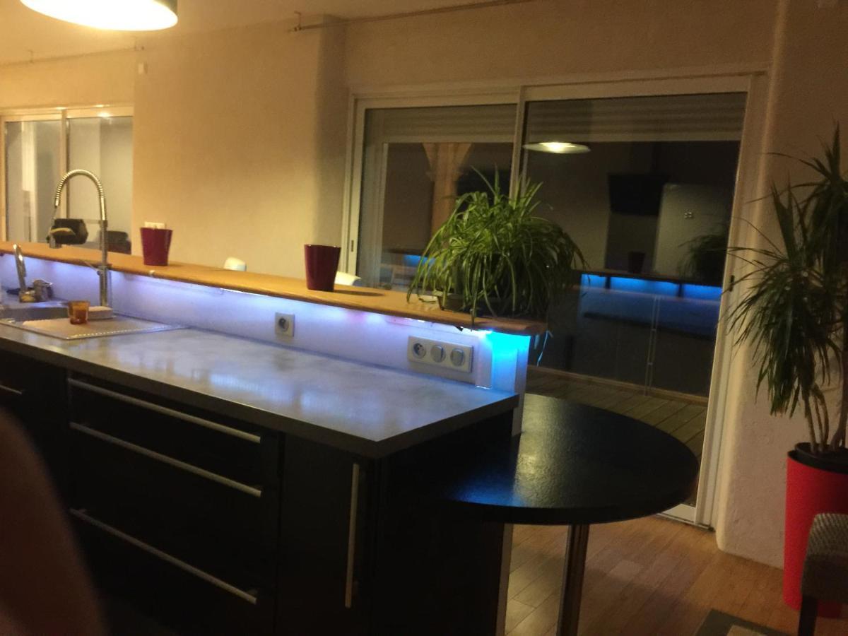 Holiday home La Decouverte, Jacuzzi, Sauna, Et Terrasse Avec Vue Sur A La Campagne Entre Toulouse Et Auch Catonvielle